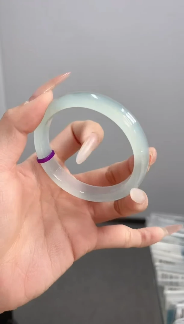 【闪购商品】玛瑙/玉髓手镯未镶嵌53-54圈