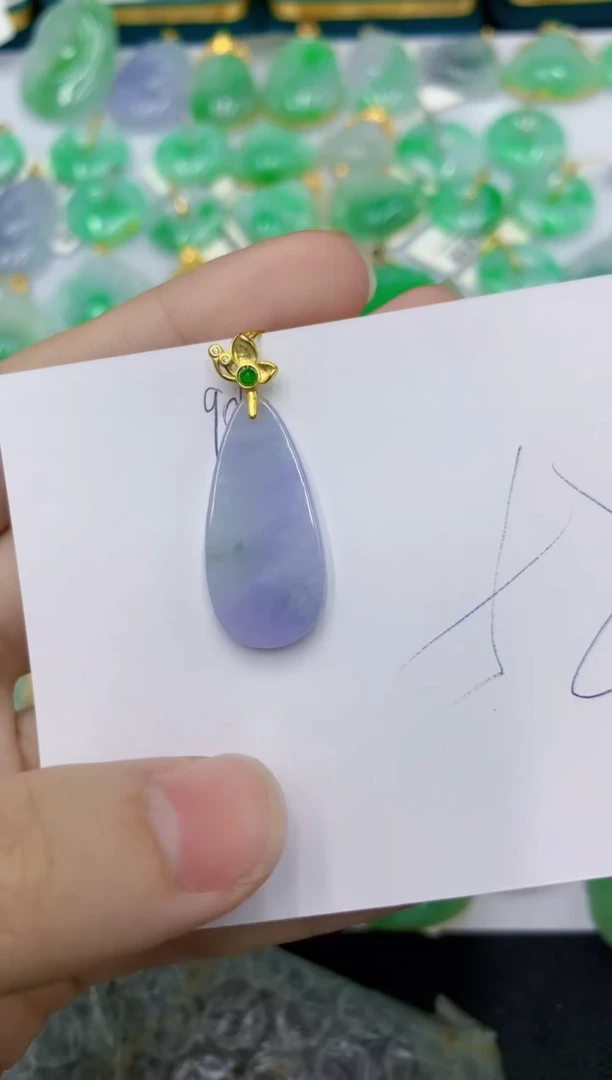 颈饰未镶嵌翡翠 翡翠