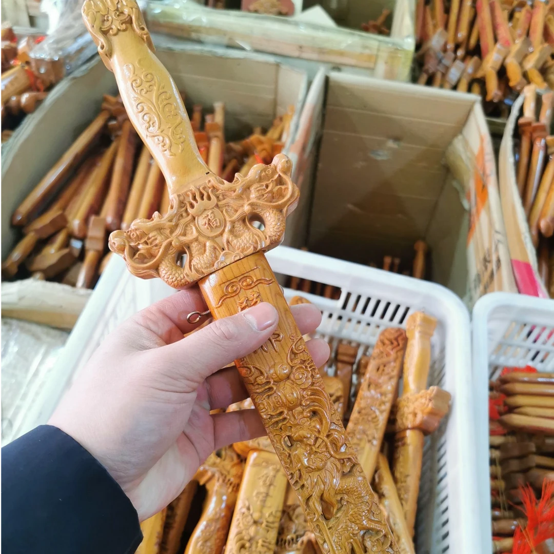 40厘米镂空单龙瑕疵款桃木工艺品立体手工创意雕刻