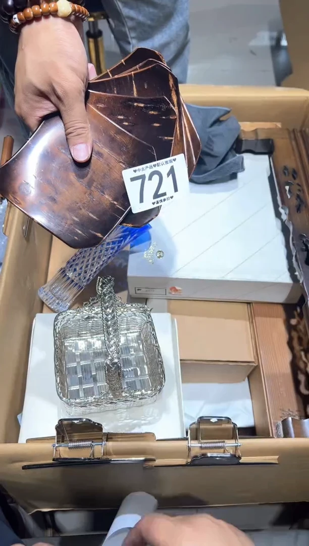 瓷片陈*辉721.........................