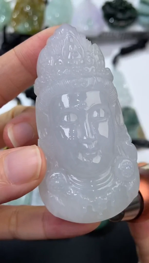 未镶嵌挂件翡翠374964  多人