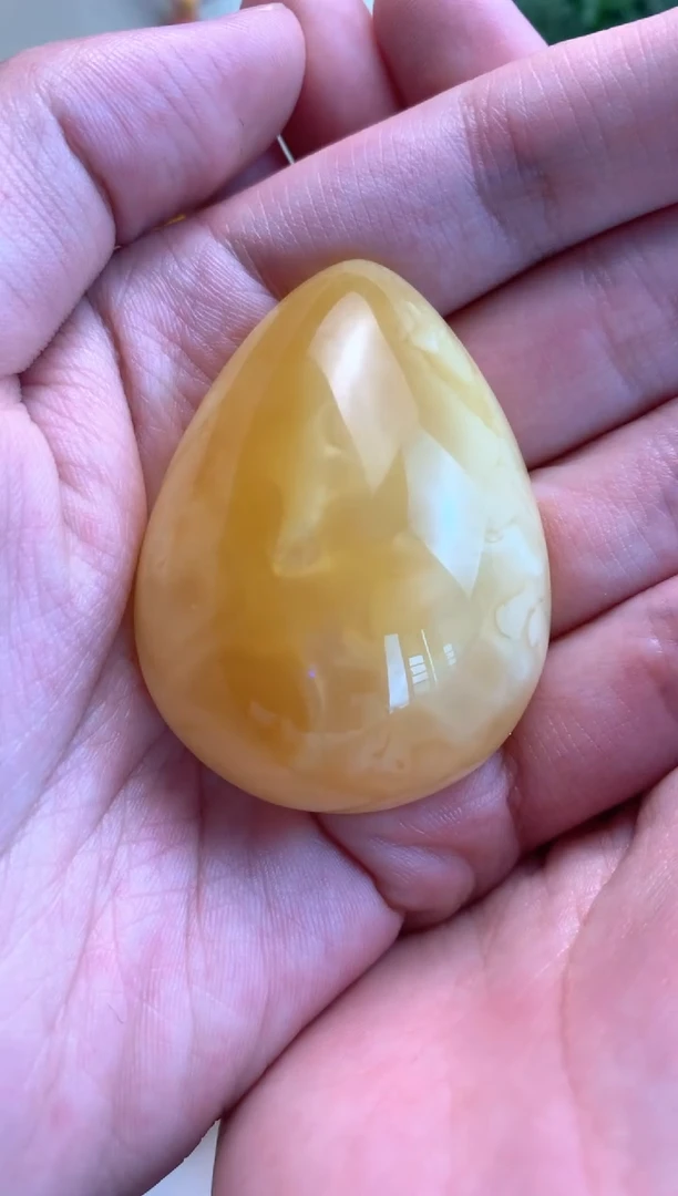 未镶嵌颈饰蜜蜡水滴
