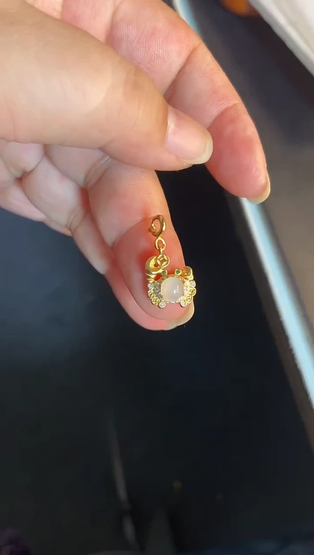 吊坠(不含链)银S925镶嵌翡翠1