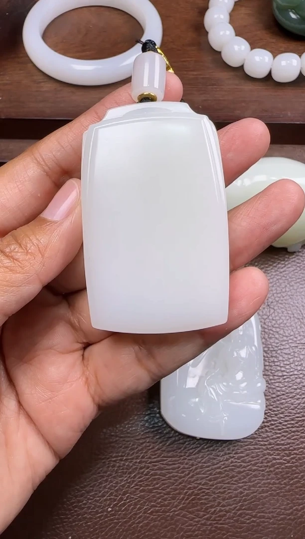 未镶嵌和田玉挂件和田玉新疆挂件