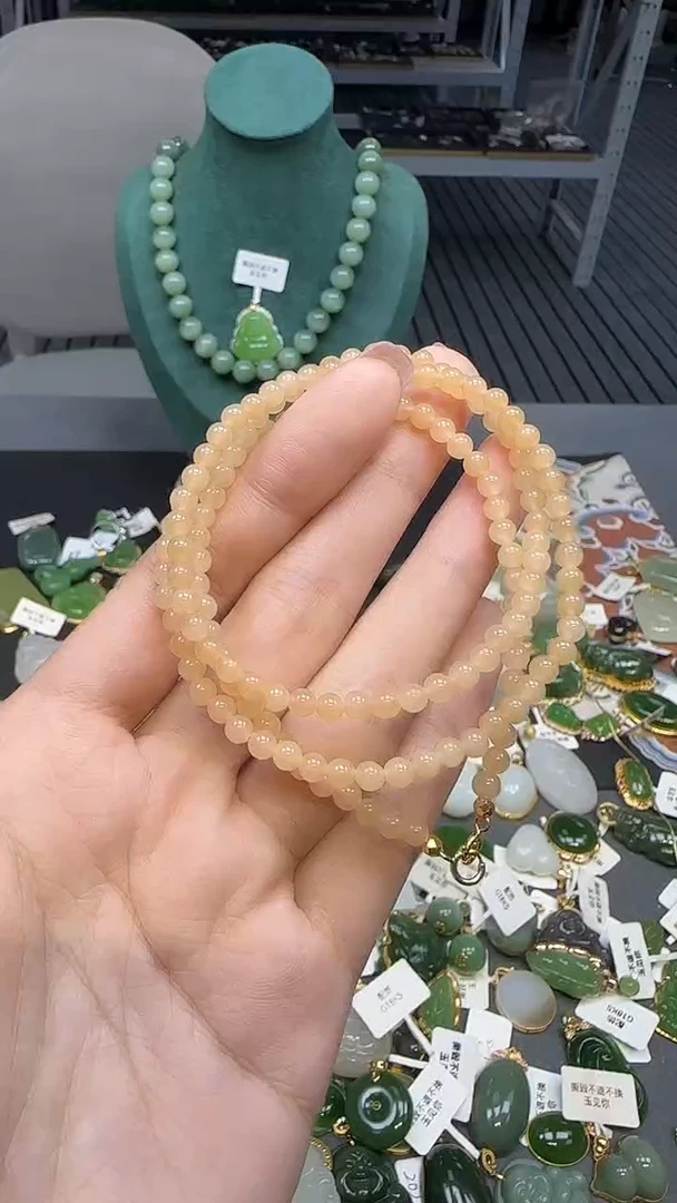 未镶嵌和田玉挂件1