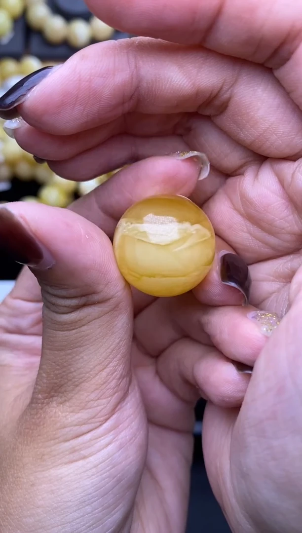 裸石琥珀未镶嵌大小姐珠宝39
