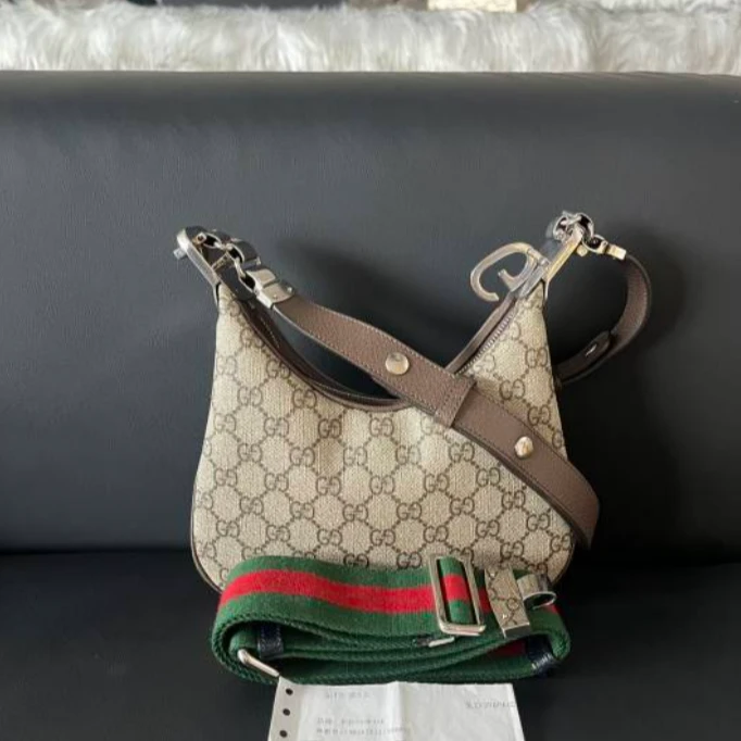 95新 GUCCI/古驰 【白菜】attache 棕老花小号斜挎包 /BGH005080001