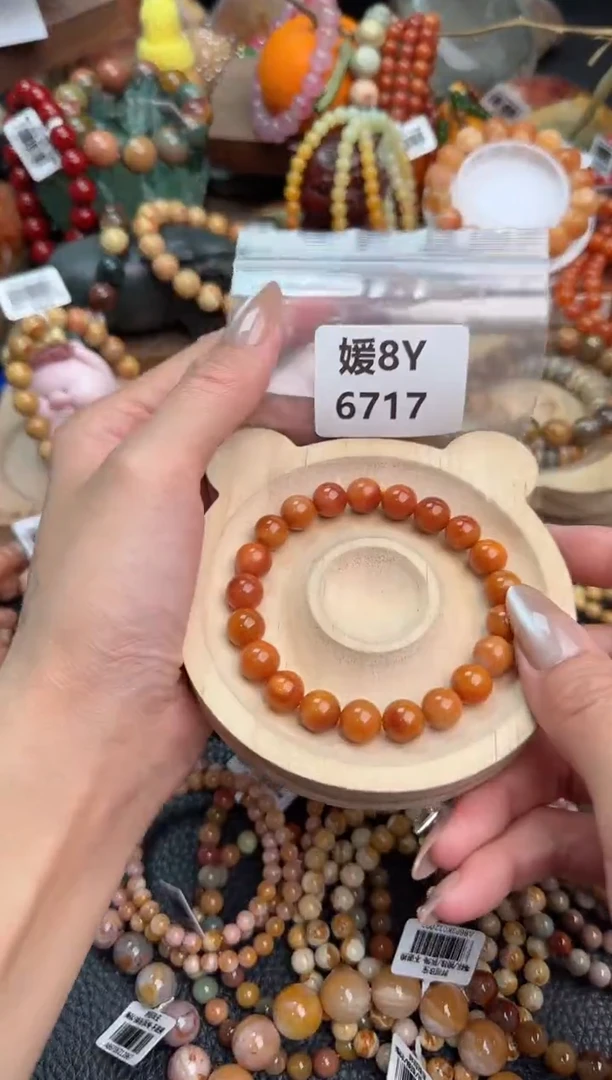 【闪购商品】石英质玉手链未镶嵌8Y6717