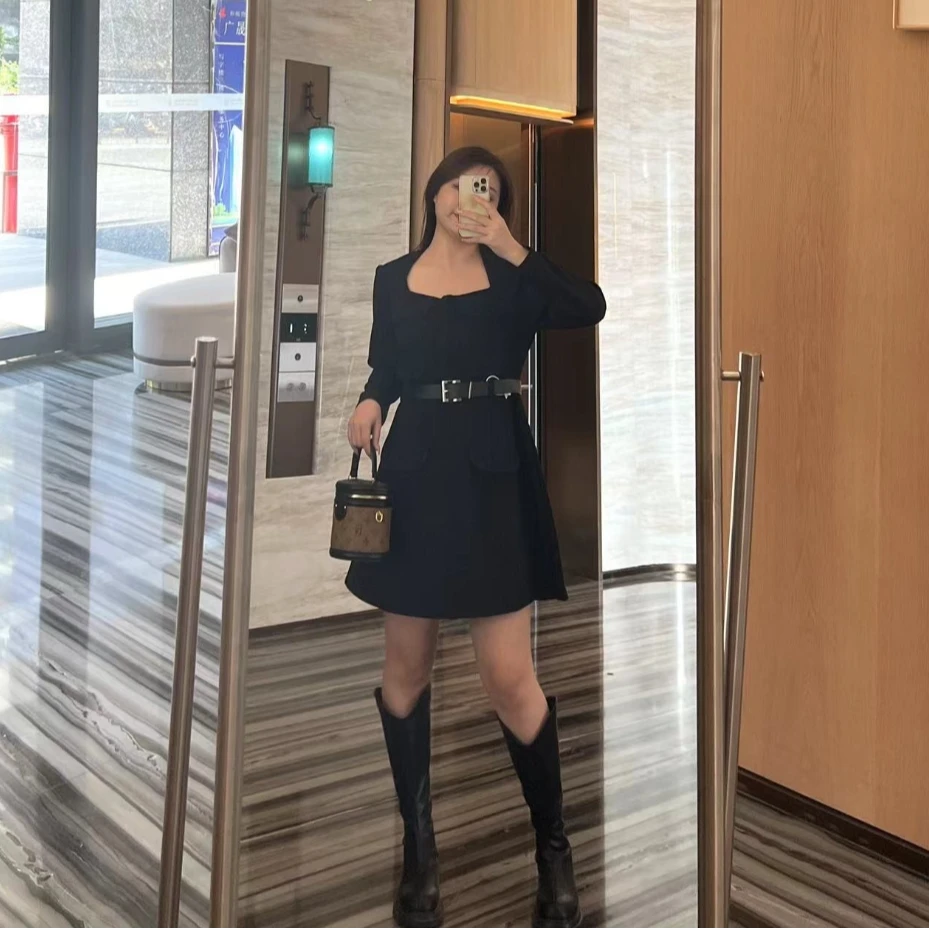 法式赫本风黑色西装连衣裙女洋气2024微胖显瘦遮肉黑裙RL001