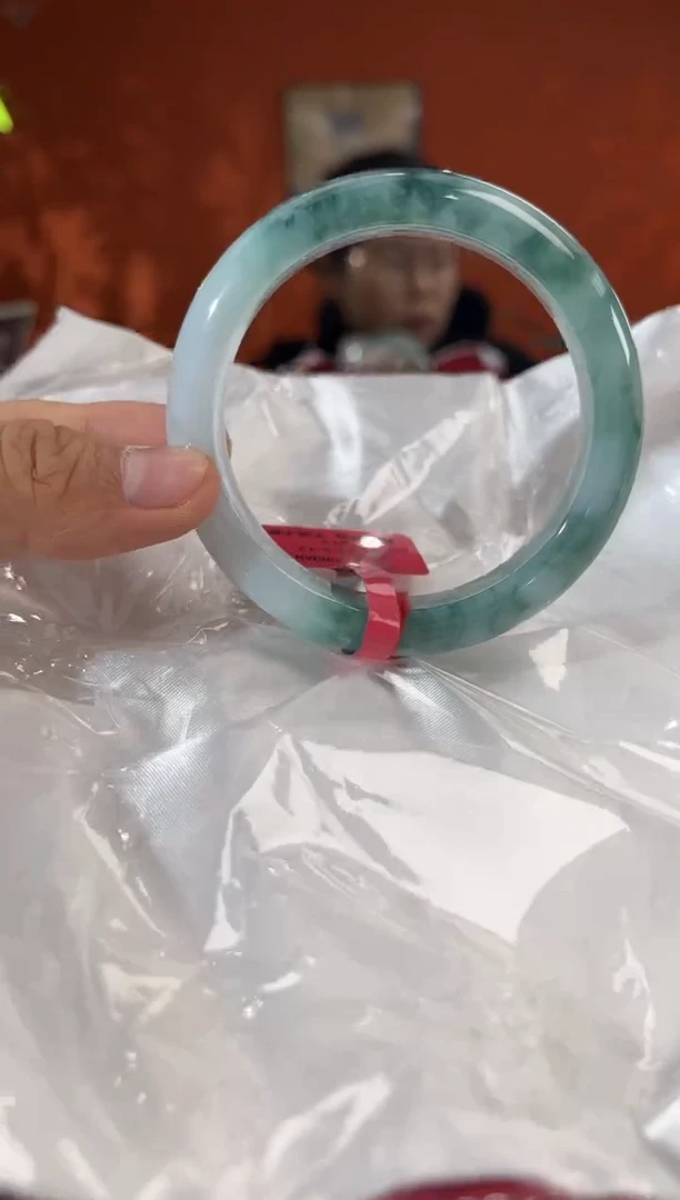 未镶嵌手镯翡翠翡翠手镯