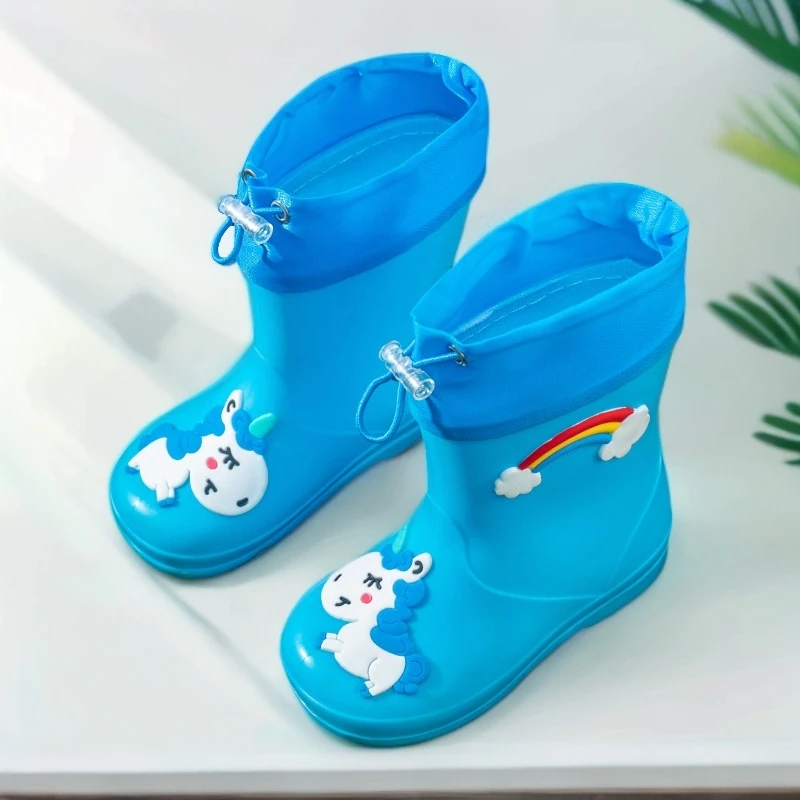 PU防滑轻便水鞋小孩雨靴儿童防水男童水靴宝宝雨鞋岁2-10兰知春序