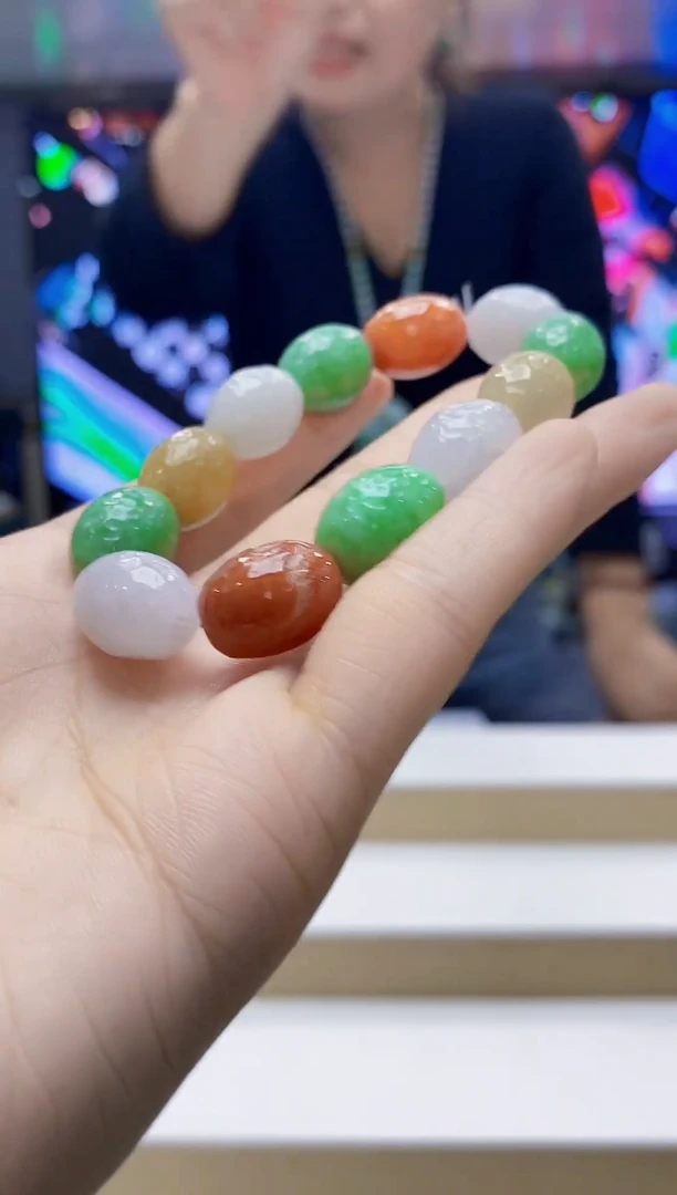 未镶嵌定制翡翠-毛货挂件27