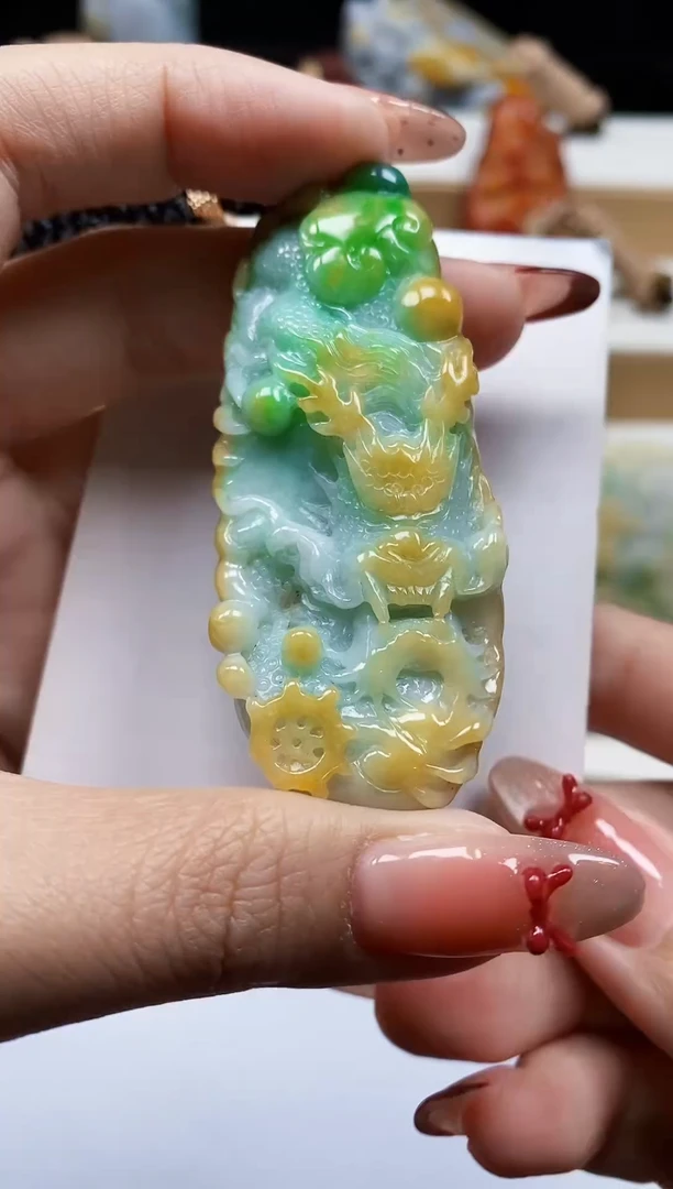 颈饰未镶嵌翡翠翡翠A货