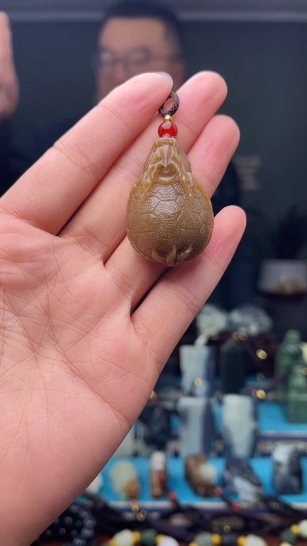 未镶嵌和田玉挂件1