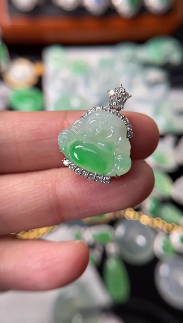 【闪购商品】翡翠颈饰18K金镶嵌缅甸翡翠钻石镶嵌佛公