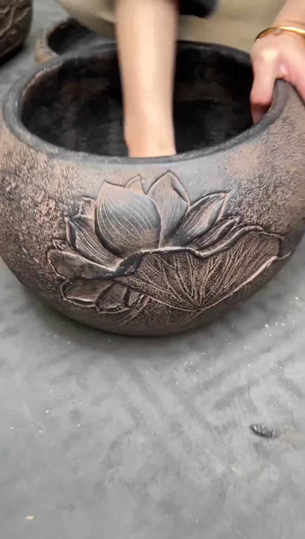 陶土【火山泥】荷缘缸