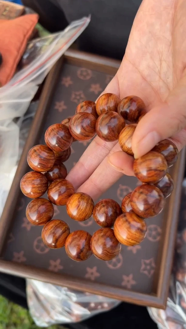 黄花梨/降香黄檀A017海南黄花梨1.8圆珠手串66多样性发一