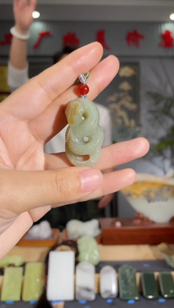 【闪购商品】和田玉颈饰未镶嵌拍一发一 多样性发货