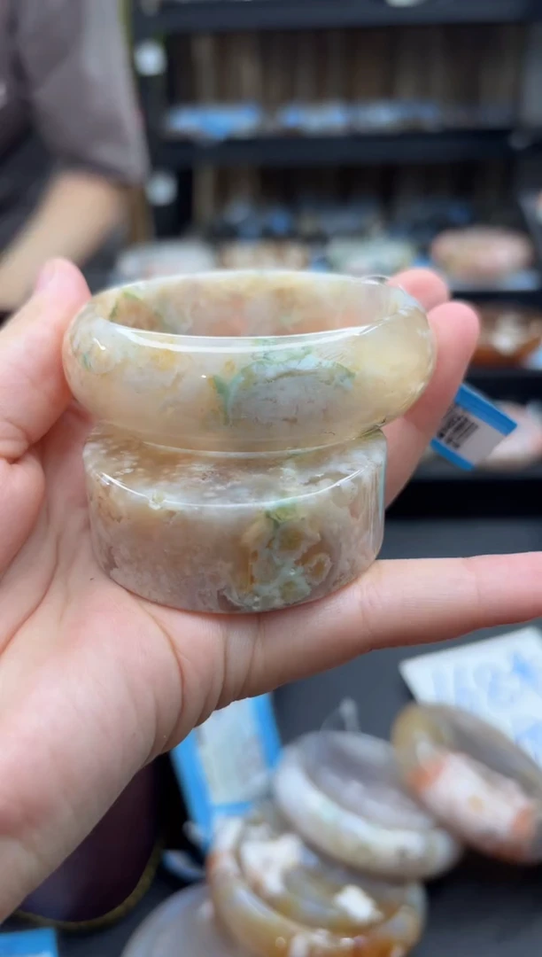 未镶嵌手镯石英质玉57(54圈赠送镯心)