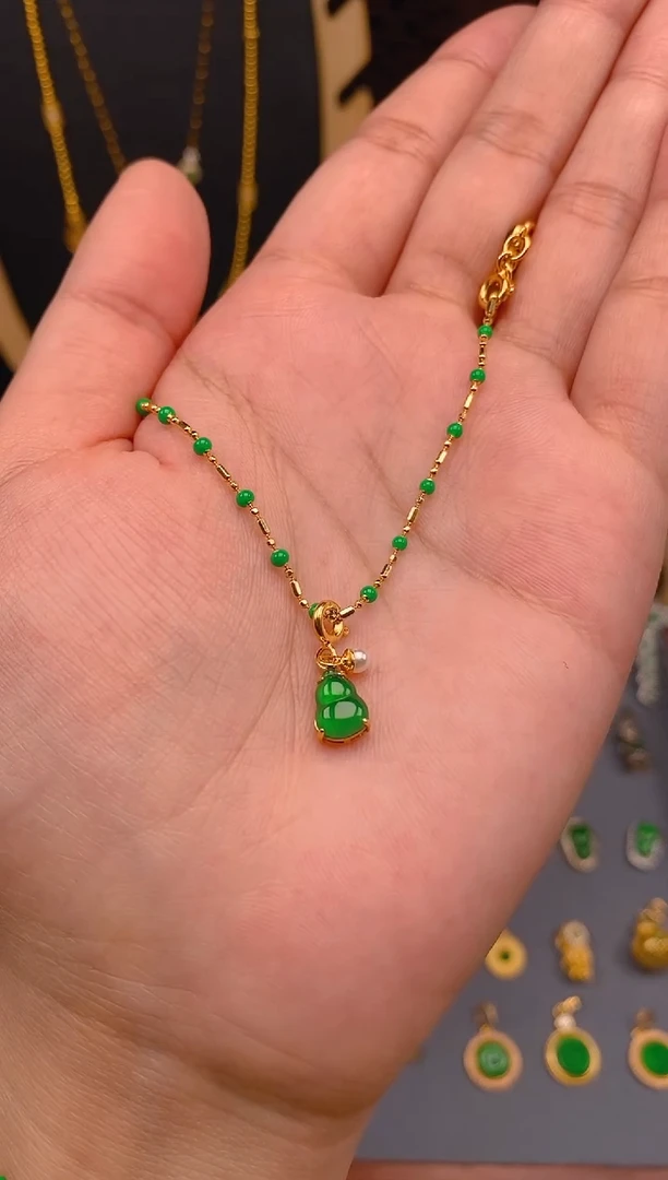 【闪购商品】翡翠吊坠(不含链)银S925镶嵌葫芦