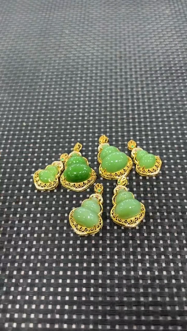 和田玉银S925镶嵌吊坠(不含链)（多样性发一件）0457