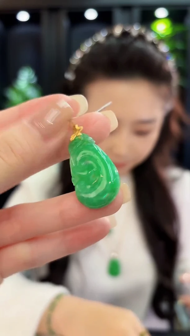 吊坠(不含链)18K金镶嵌翡翠 缅料A货/支持复检/一件