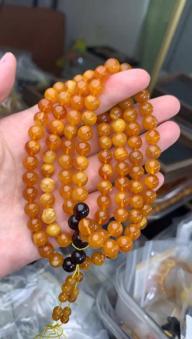 蜜蜡未镶嵌珠宝奇石56