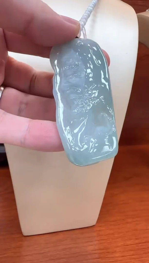 翡翠挂件未镶嵌A货翡翠孤品国雕谢林工