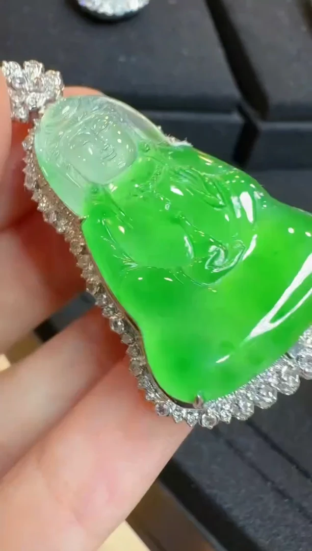 翡翠18K金镶嵌吊坠(不含链)多样性团购发一件