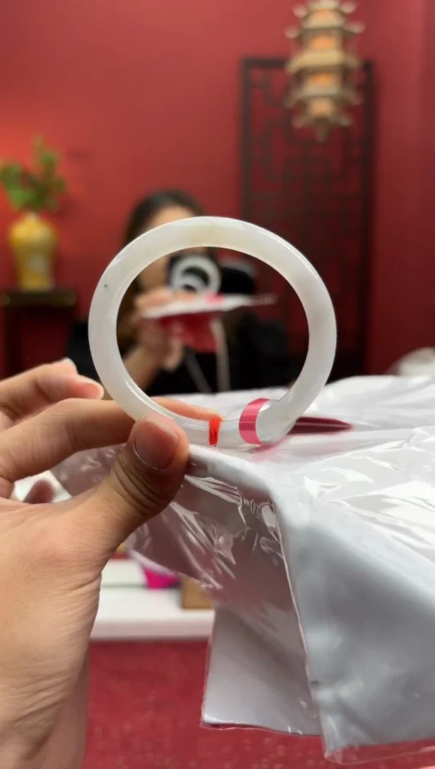 未镶嵌手镯（贵妃镯）翡翠翡翠手镯