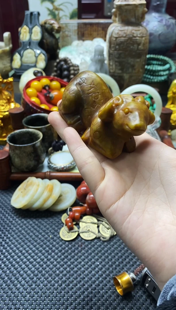 未镶嵌和田玉挂件羊