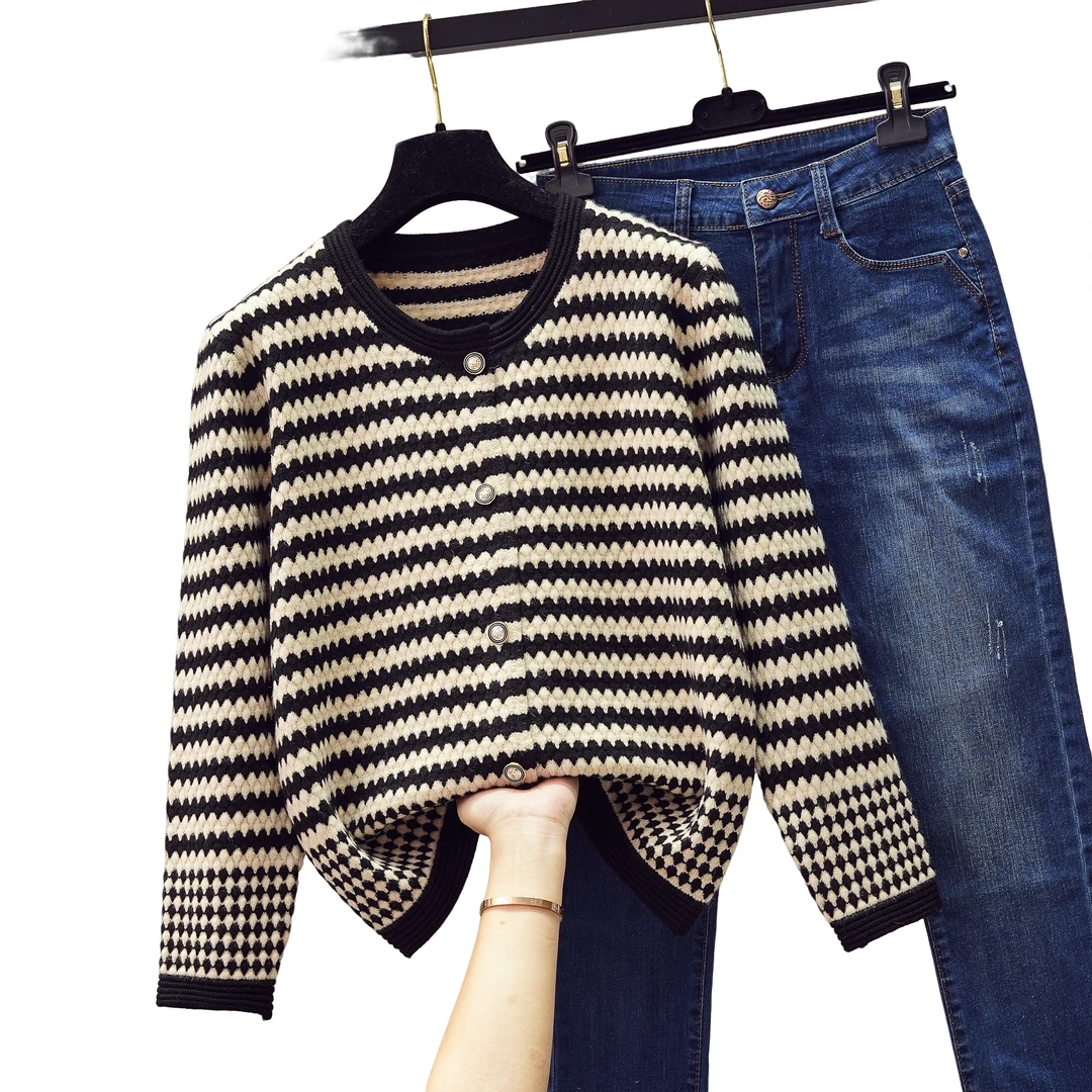 时髦小香风针织短外套2023年秋冬新款高级感撞色气质条纹毛衣开衫
