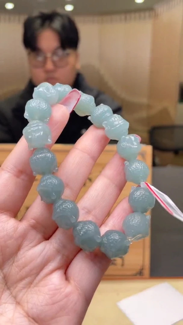 【闪购商品】翡翠颈饰未镶嵌      *76