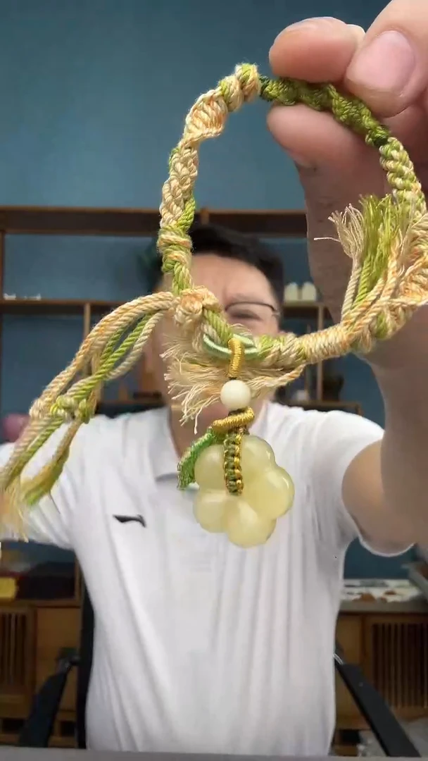 裸石琥珀未镶嵌19手绳