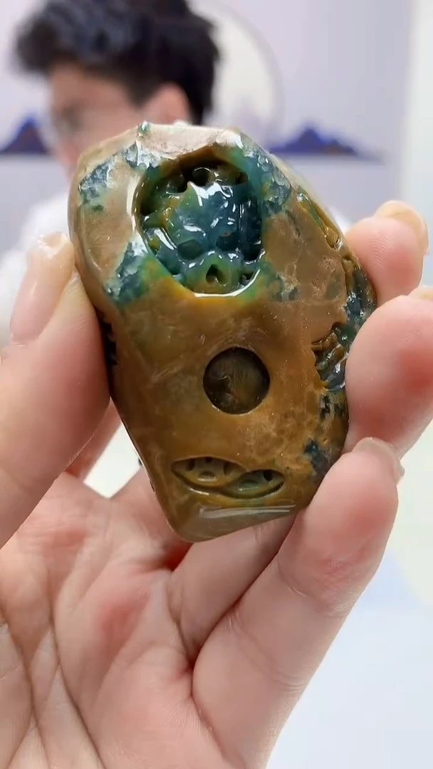 【闪购商品】定制翡翠未镶嵌4688ms-毛货126龙牌