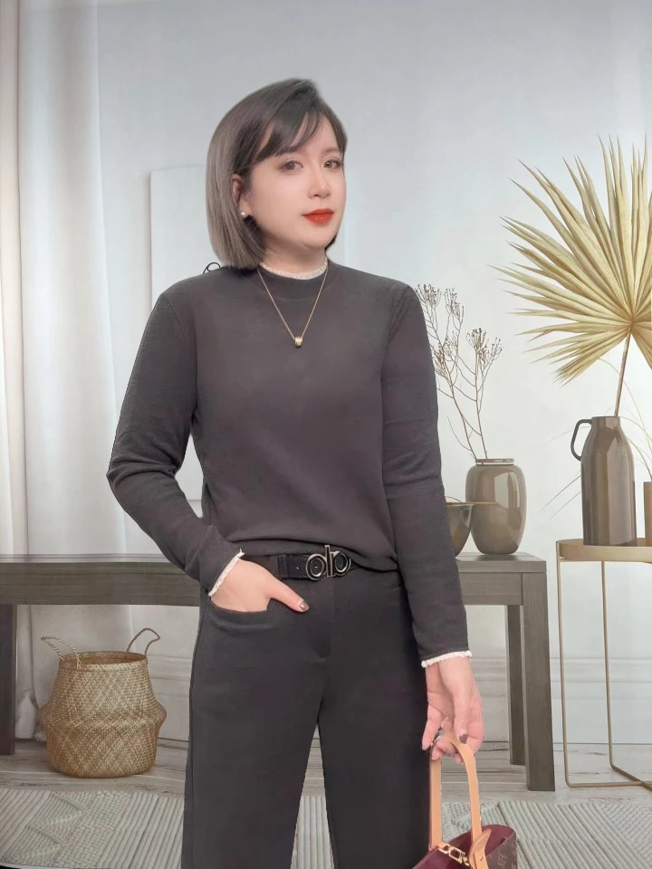 纯色女常规极简风双面绒半高领保暖T恤圆领长袖内搭中领8815