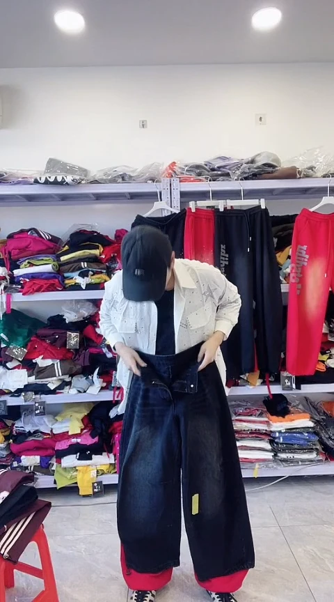 闪电购精品女装12M瑕疵