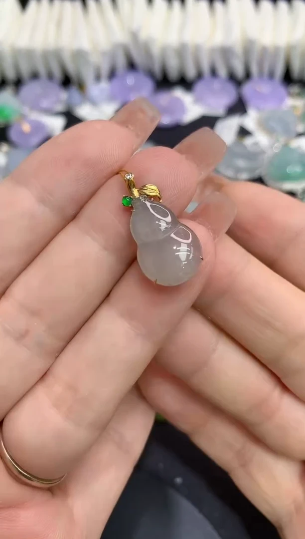 吊坠(不含链)18K金镶嵌翡翠11111111111