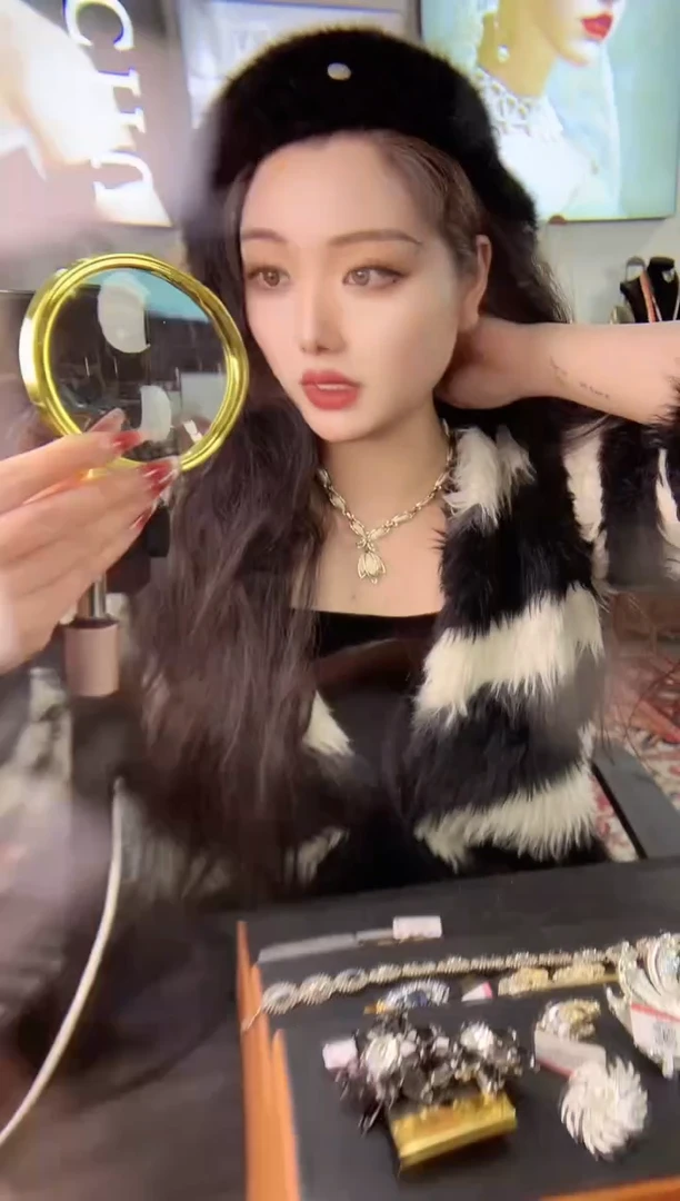 【闪购商品】瓷片楚楚中古珠宝甄选不退换