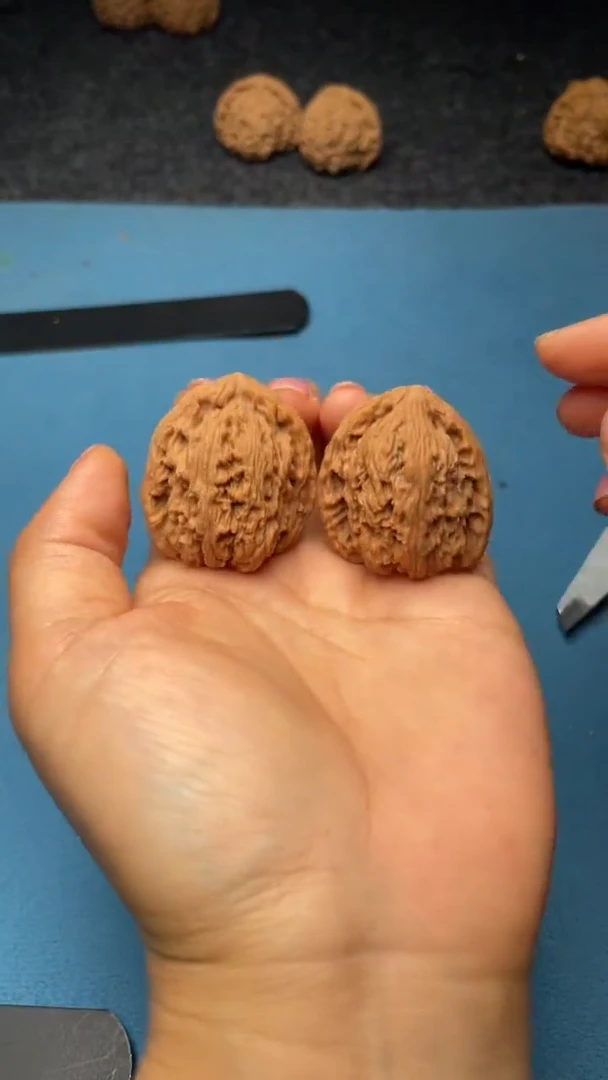 桃核把件w174  南疆石35尺