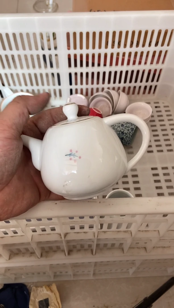 杯无运费险有瑕疵的摄影的产品有使用过的痕迹有点脏介意勿拍