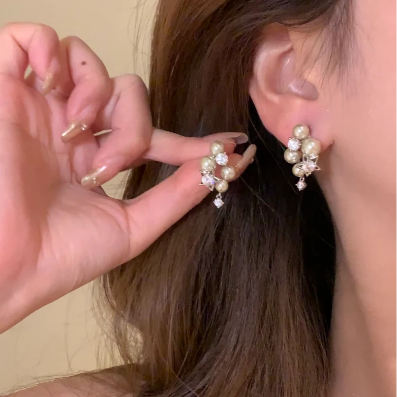 铜合金锆石耳饰 秋冬气质闪锆满天星珍珠耳环女气质百搭耳针耳饰
