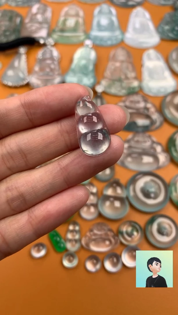 翡翠未镶嵌颈饰22.5-12-5.5