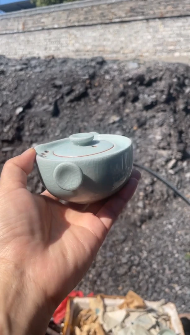 手抓壶150ML 粉青釉 微瑕 朱家汝窑款