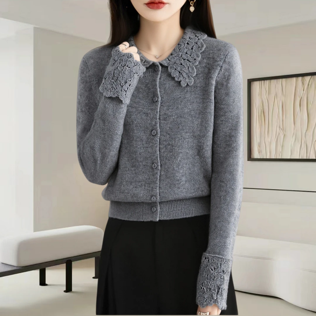 2025秋冬新款女灰色翻领毛衣高级感洋气减龄镂空钩花针织开衫上衣