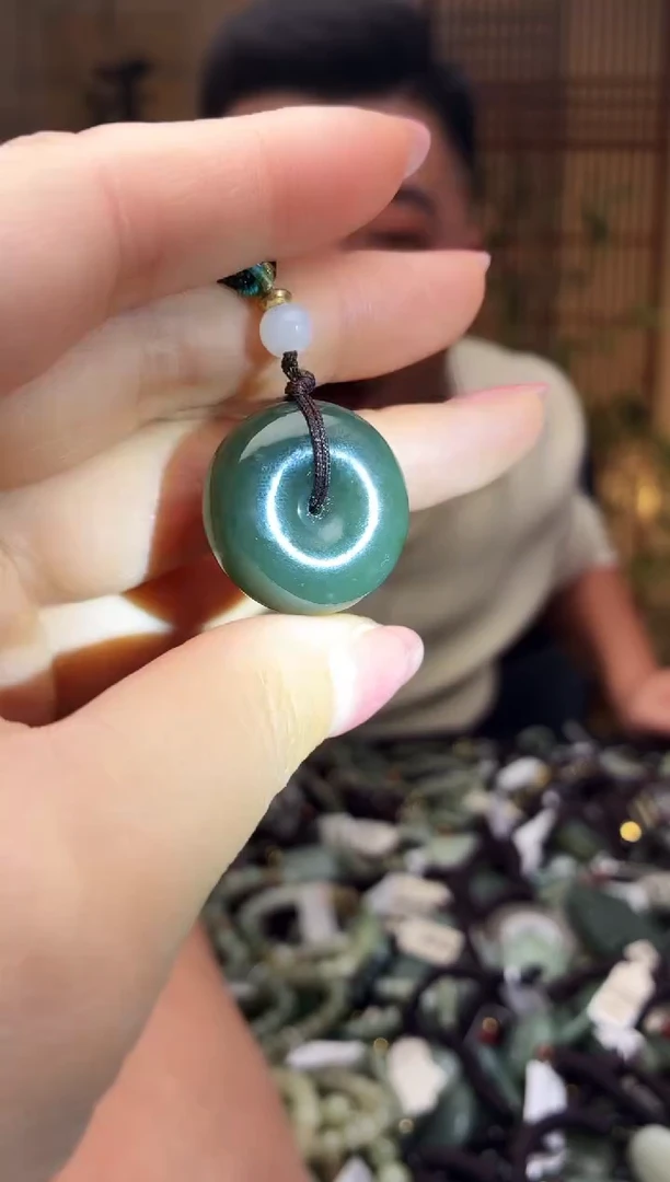 颈饰未镶嵌和田玉多样性发货，拍一发一