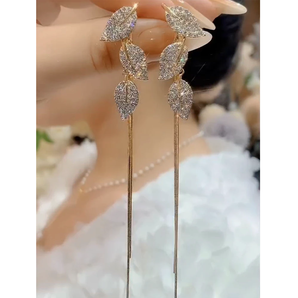 铜合金耳饰 2025轻奢微镶满钻一款多戴耳环金枝玉叶显瘦耳坠B380