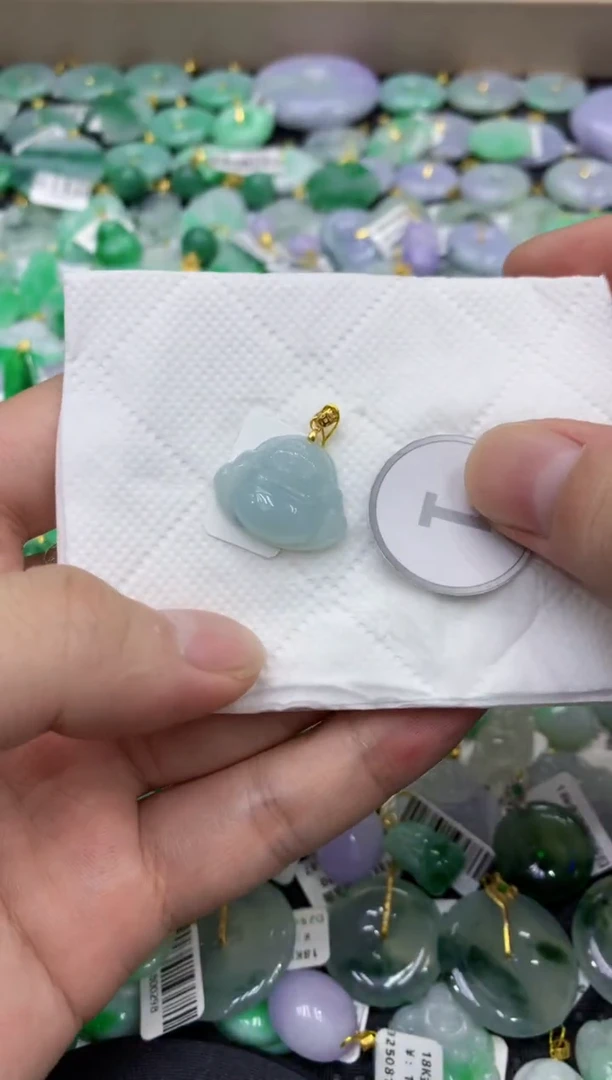 颈饰未镶嵌翡翠天然缅甸翡翠A货