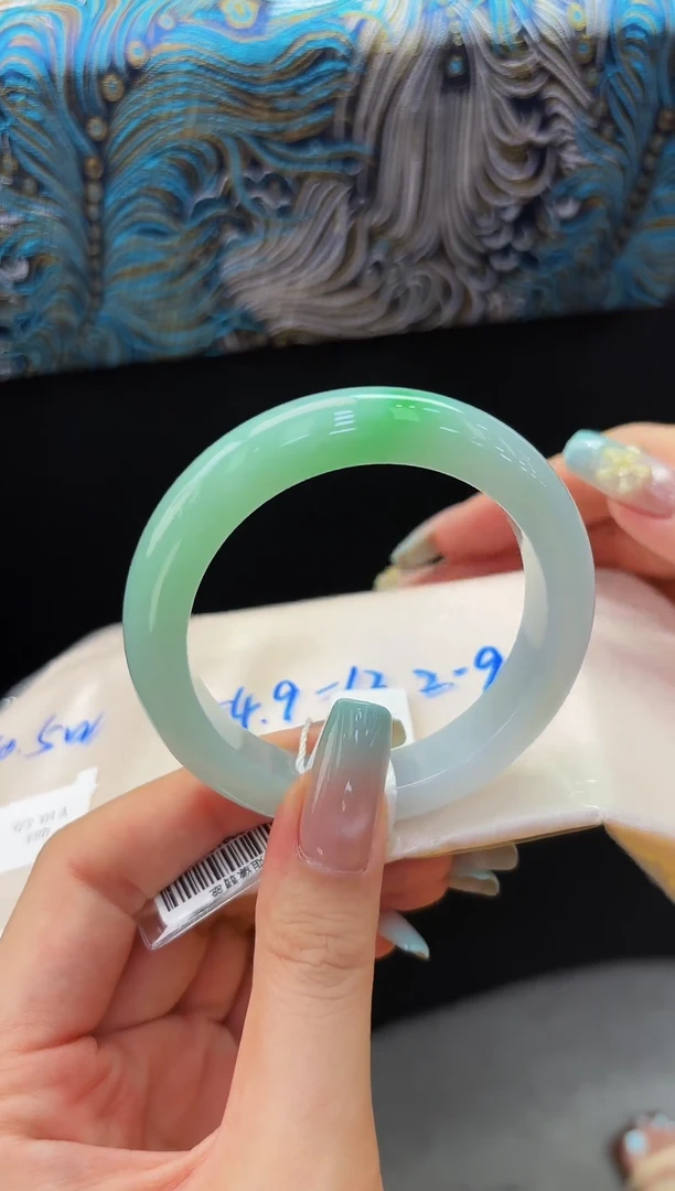 翡翠手镯未镶嵌54-55翡翠手镯91