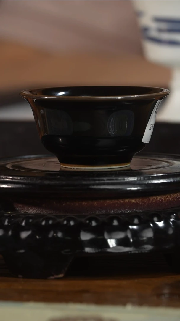 乌金釉迷你小压手杯583